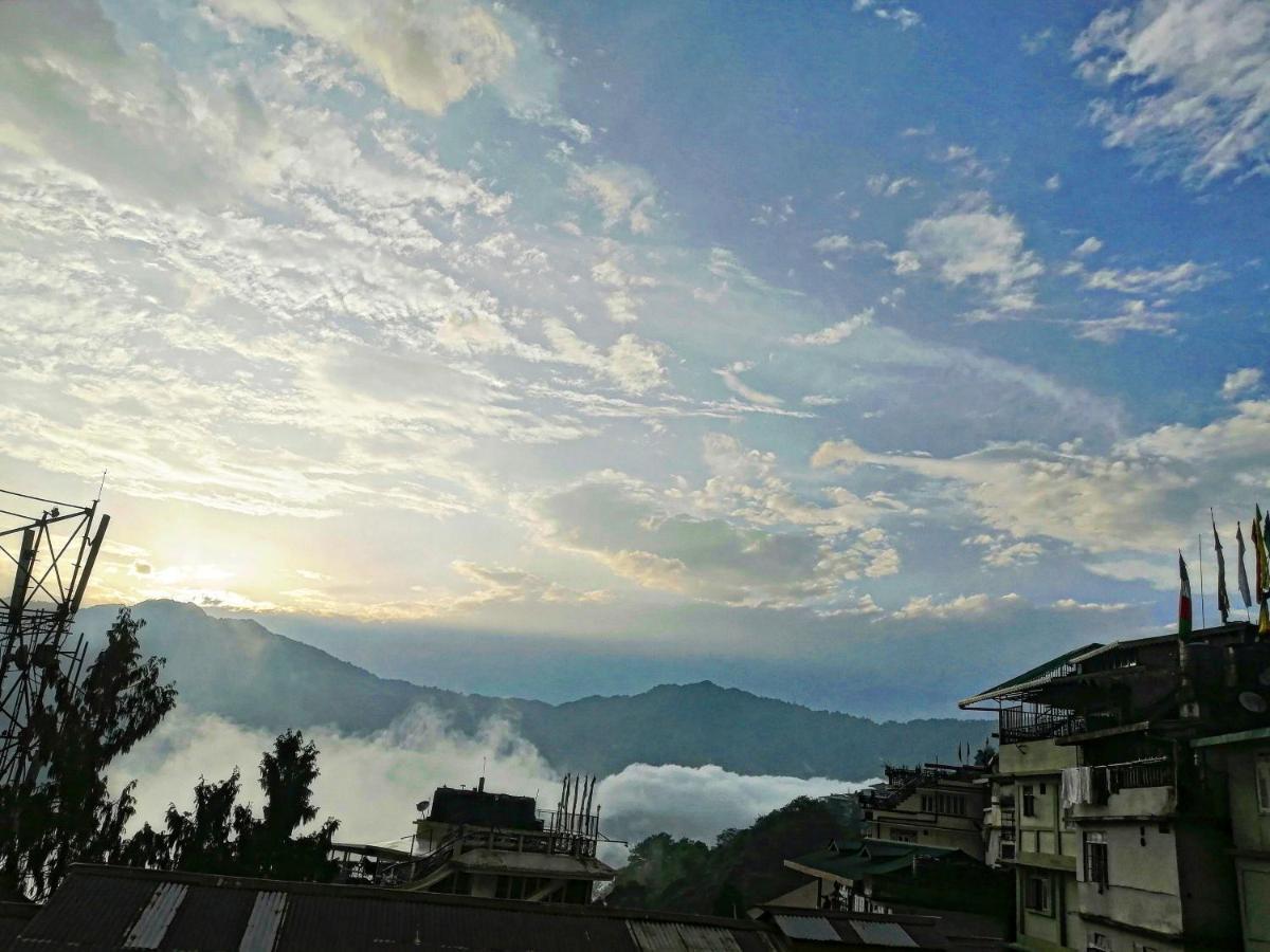 Hotel Nindik Gangtok Exterior foto